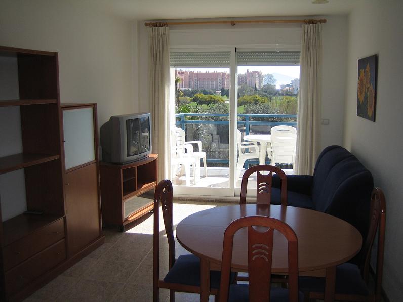 oliva nova – salon2 apartamento oliva nova green bach