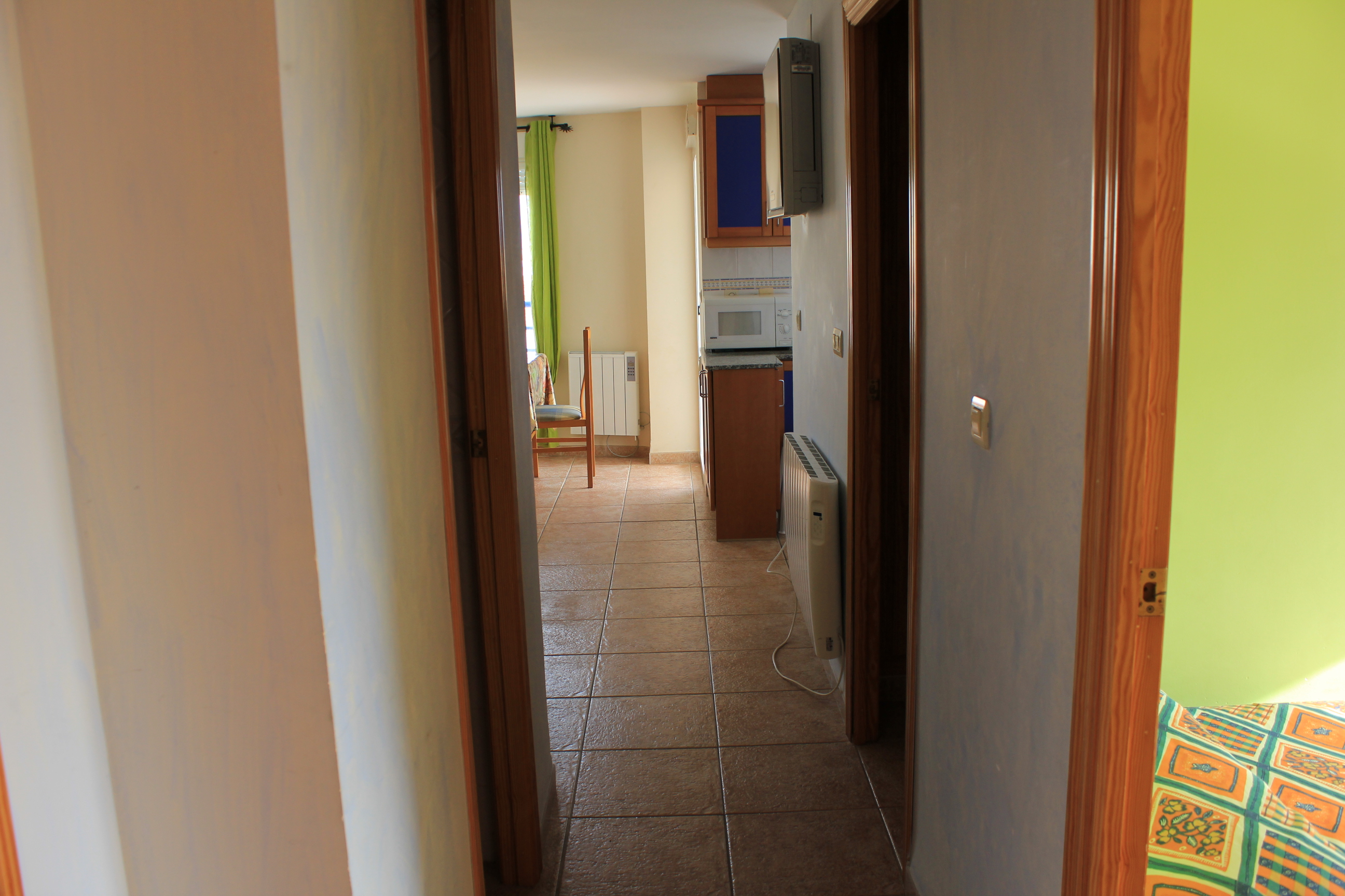 oliva playa – pasillo apartamento aguamarina park3