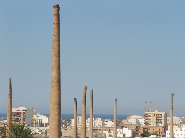 Un paseo por las calles de Oliva